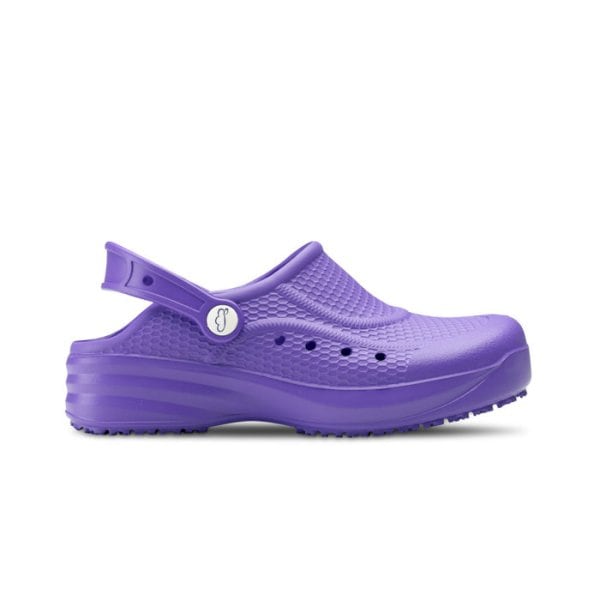 Τα σαμπό εργασίας Flotantes Evolution OB SRC E Feliz Caminar συνδυάζουν ασφάλεια και άνεση. Κατασκευασμένα από 100% EVA, είναι ελαφριά, αδιάβροχα, αντιολισθητικά και αντιβακτηριακά, με ανατομικό σχεδιασμό και αναπνεύσιμους πάτους για φρεσκάδα και υποστήριξη όλη την ημέρα