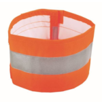 Το BRASS Singer Safety είναι ένα ανθεκτικό και ορατό περιβραχιόνιο που προσφέρει ασφάλεια και άνεση κατά τη διάρκεια νυχτερινών δραστηριοτήτων ή εργασιών σε περιβάλλοντα με χαμηλό φωτισμό. Κατασκευασμένο από πολυστέρας με πολυουρεθάνη, διαθέτει ανακλαστική ταινία 30 χιλιοστών της 3M, που εξασφαλίζει υψηλή ορατότητα από απόσταση.